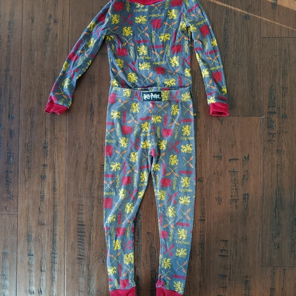 Lot of 2 4T Harry Potter Pajamas - Picture 7 of 12